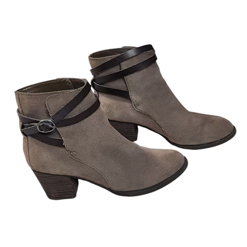 American Eagle Outfitters Boots Womens 7 Ankle Bootie Brown‎ Suede Block Buckle